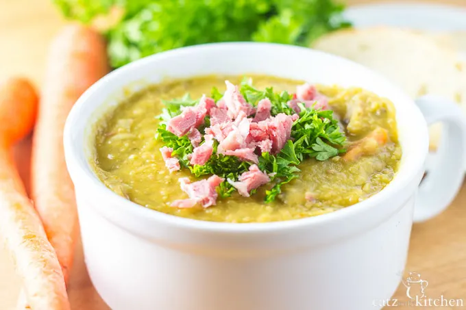 https://catzinthekitchen.com/wp-content/uploads/2010/03/Split-Pea-Soup.jpg.webp