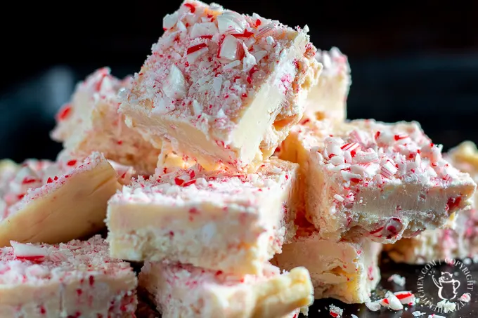 It's festive, fun, and easy! This simple recipe for yummy white chocolate peppermint fudge is a great choice for Christmas desserts or even cookie tins!