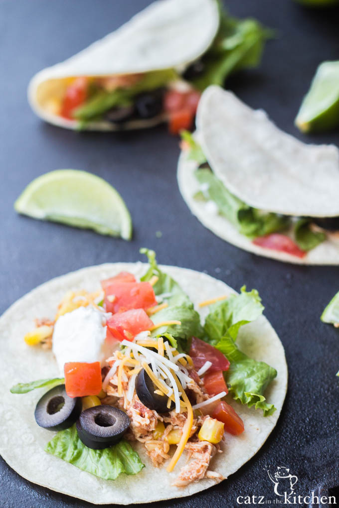 Slow Cooker Lime Chicken Tacos | Catz in the Kitchen | catzinthekitchen.com | #Mexican #slowcooker #tacos