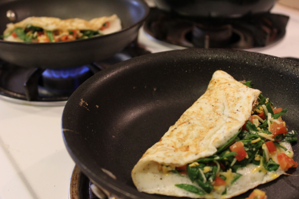 healthy spinach tomato omelet