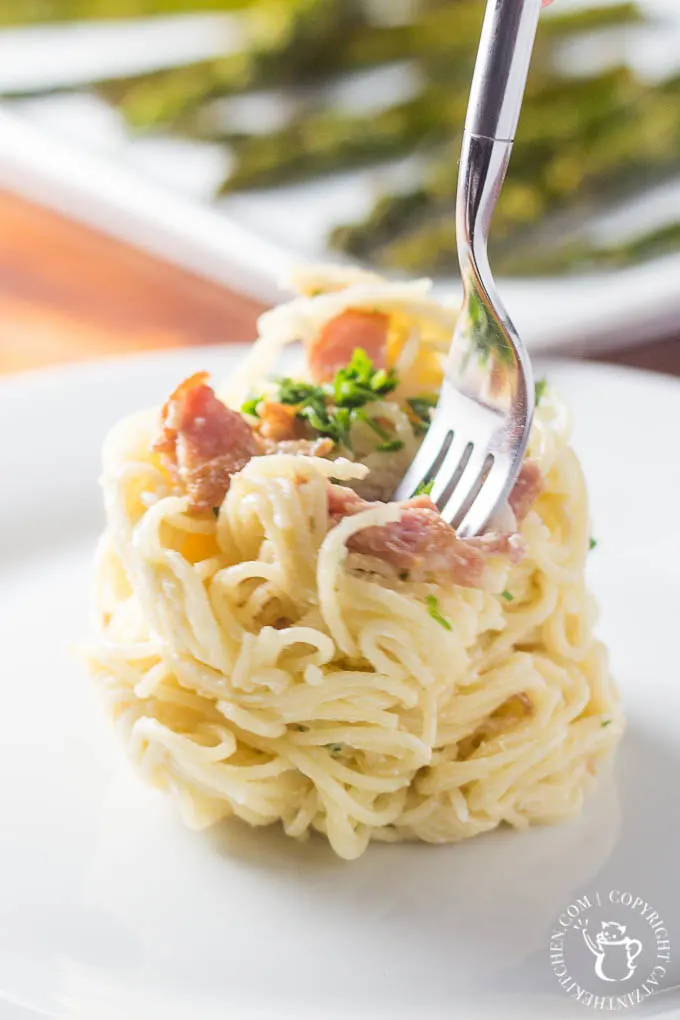 Spaghetti Carbonara | Catz in the Kitchen | catzinthekitchen.com | #spaghetti #pasta #bacon