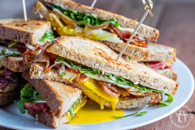 Bacon, Balsamic, and Arugula Fried Egg Sandwich - Catz in the Kitchen