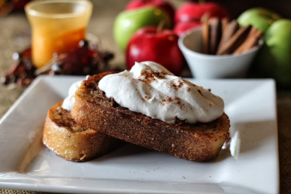 cinnamon apple spice french toast