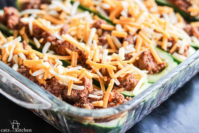 Taco Stuffed Zucchini Boats | Catz in the Kitchen | catzinthekitchen.com #zucchini