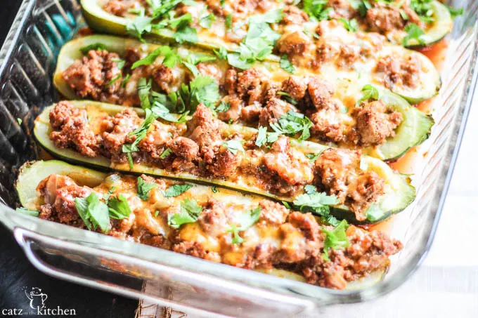 Taco Stuffed Zucchini Boats | Catz in the Kitchen | catzinthekitchen.com #zucchini