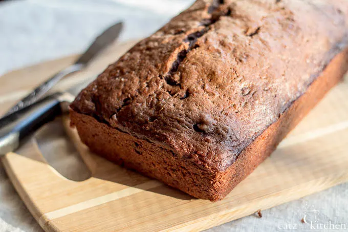 Chocolate Zucchini Bread | Catz in the Kitchen | catzinthekitchen.com | #bread #fall #zucchini