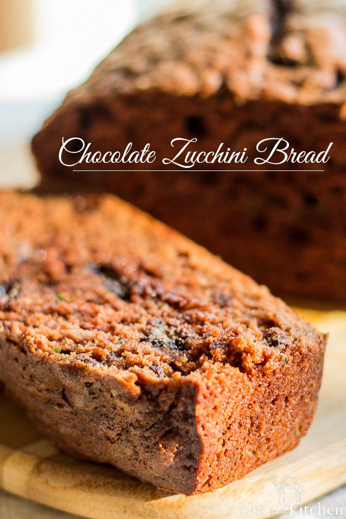 Chocolate Zucchini Bread | Catz in the Kitchen | catzinthekitchen.com | #bread #fall #zucchini