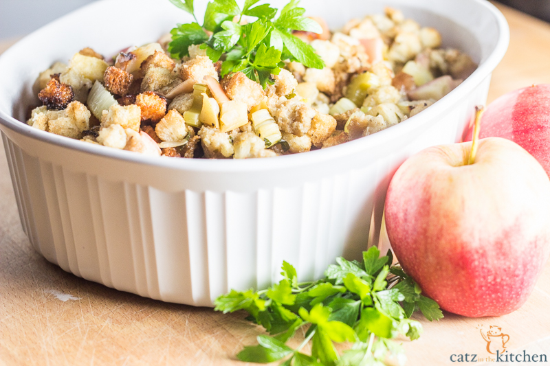 Apple & Onion Stuffing Catz in the Kitchen