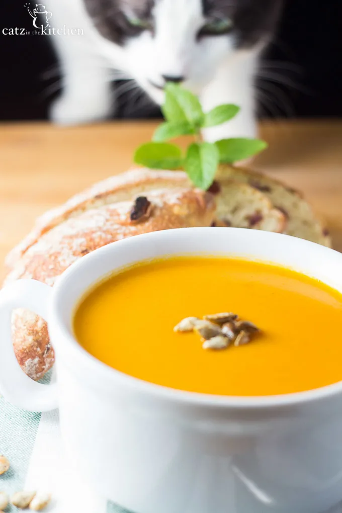 Creamy Slow-Cooker Sweet Potato & Butternut Squash Soup