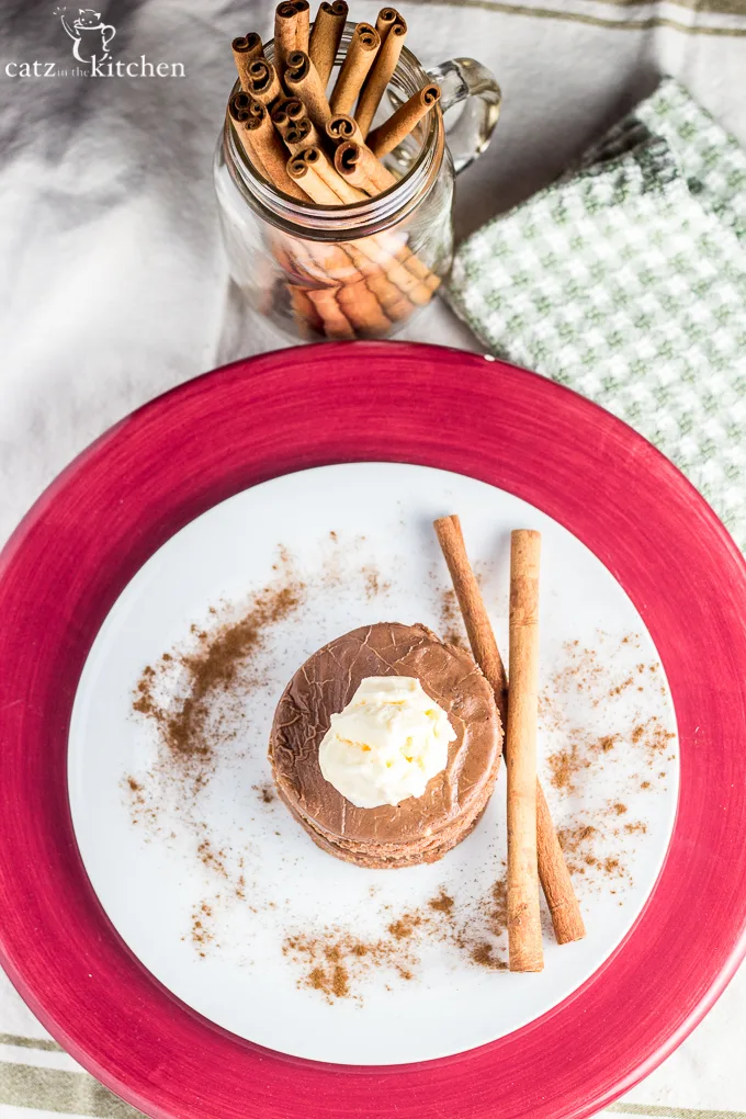 Texas Sheet Cake | Catz in the Kitchen | catzinthekitchen.com #cake