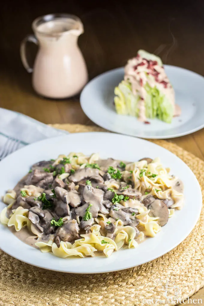 Beef Stroganoff | Catz in the Kitchen | catzinthekitchen.com #beef