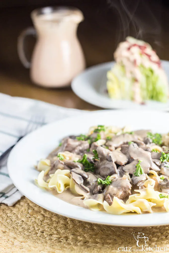 Beef Stroganoff | Catz in the Kitchen | catzinthekitchen.com #beef