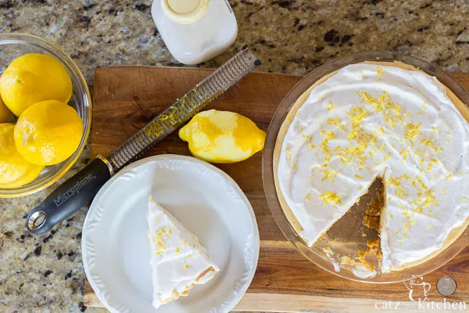 Lemon Cream Pie | Catz in the Kitchen | catzinthekitchen.com #FathersDay