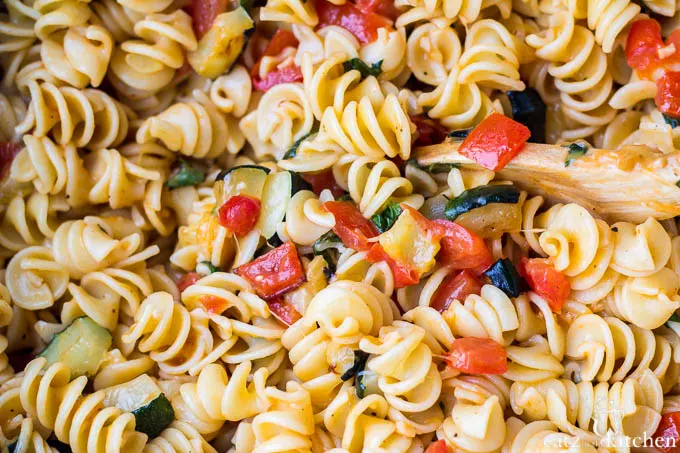 Roasted Zucchini & Tomato Pasta | Catz in the Kitchen | catzinthekitchen.com | #zucchini #pasta #fall