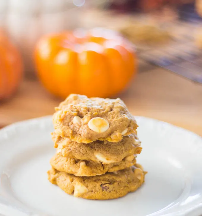 Macadamia Nut White Chip Pumpkin Cookies | Catz in the Kitchen | catzinthekitchen.com | #fall #cookies #pumpkin