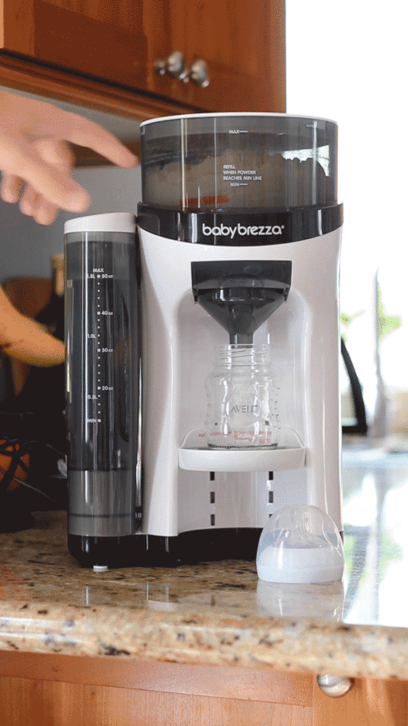 BabyBrezza Catz in the Kitchen