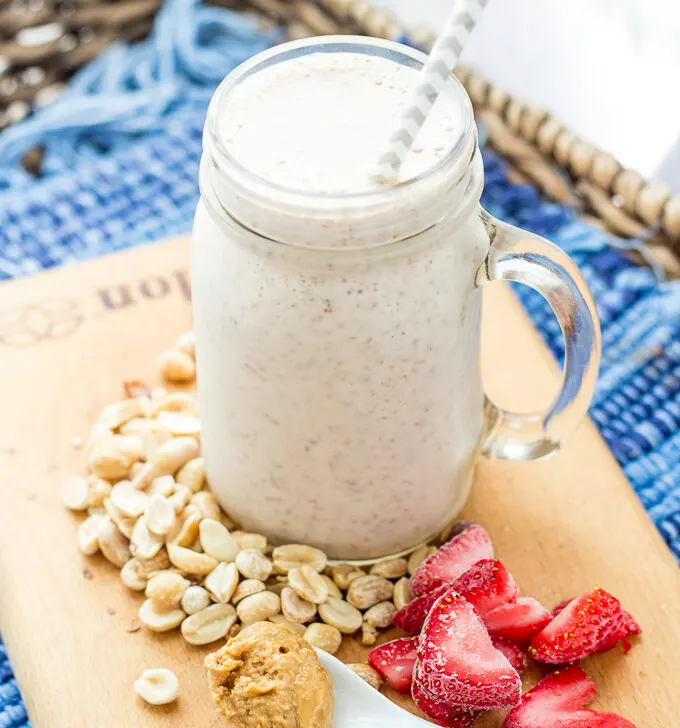 The next time you're craving a peanut butter and jelly sandwich, try making this protein PB&J smoothie instead! It's absolutely delicious and super healthy!