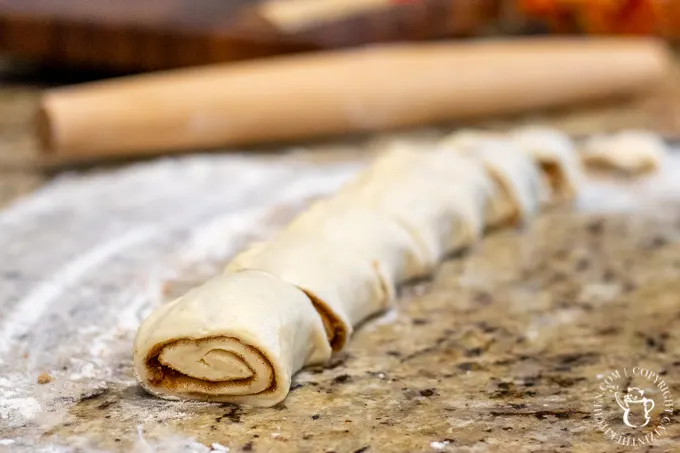 This recipe takes some time and work, but it's so worth it. The dough, the topping, the caramel...these caramel pecan sticky buns are straight up addicting.