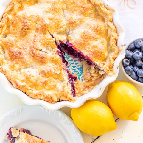 farmhouse blueberry pie