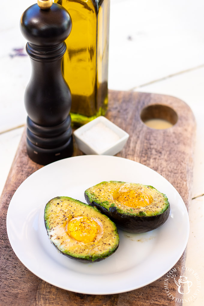 Avocado Egg Breakfast-6 - Catz in the Kitchen