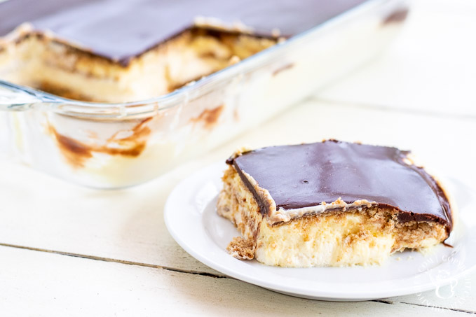 If you haven't added this incredibly popular and easy no-bake dessert to your family's repertoire, now's the time to make some Eclair Cake!