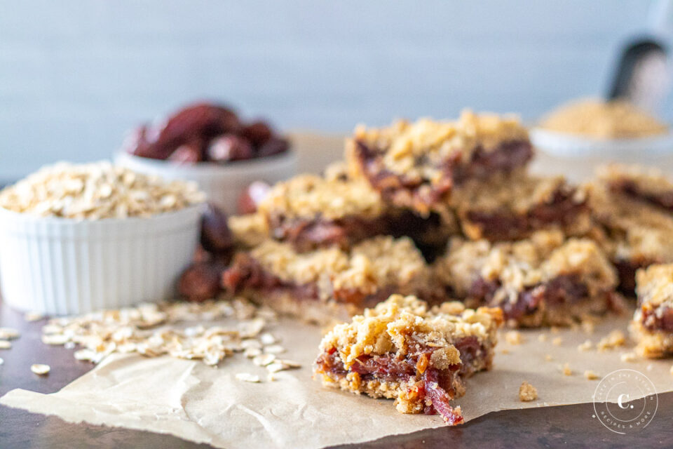 Date & Oat Bars Catz in the Kitchen