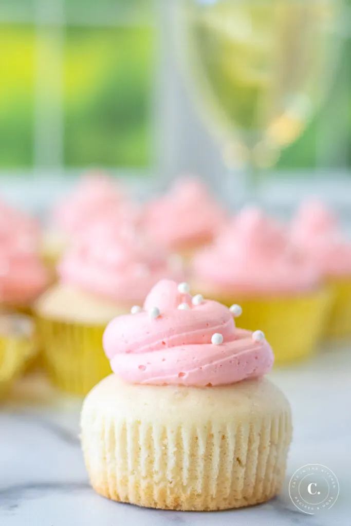 Moscato Cupcake