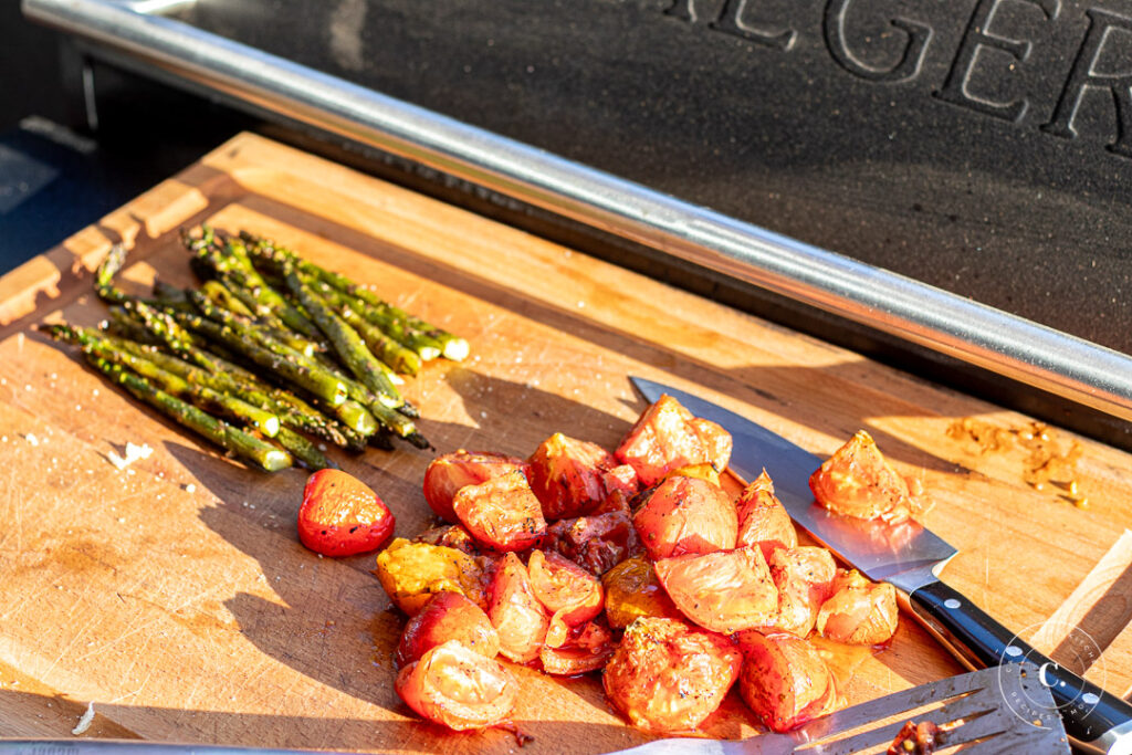 grilled tomatoes and asparagus for Grilled Burrata Salad